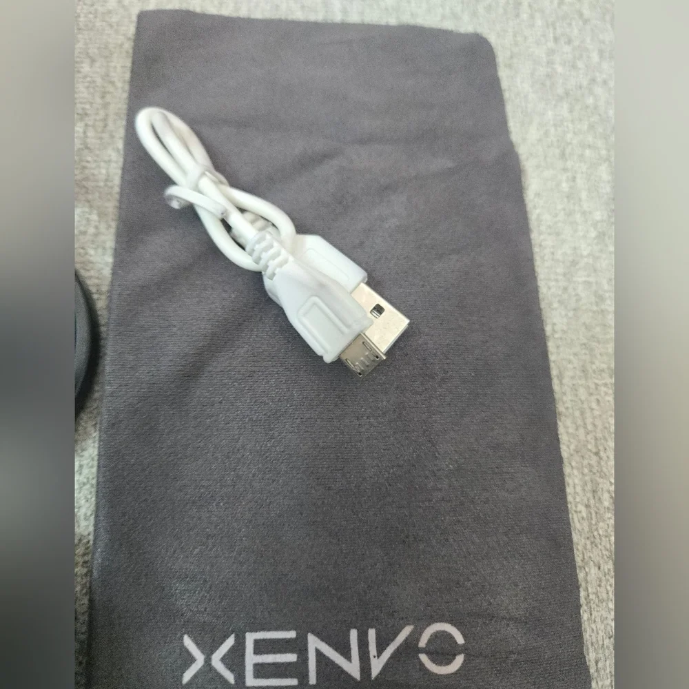 Xenvo WML-45 Smartphone Pro Lens Kit with Macro Lens and Wide Angle Lens No LED